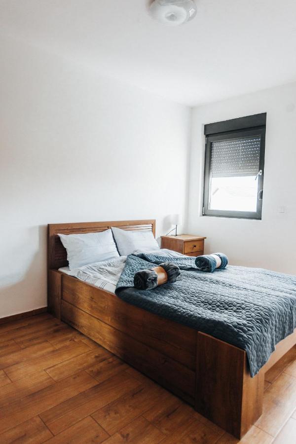 Backspace Apartments วรชาซ ภายนอก รูปภาพ